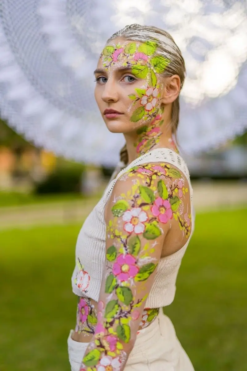 Wzór na modelce. Body painting Glina Show autorki Marii Starzyk