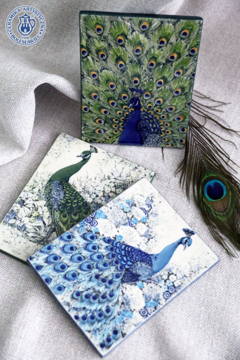 Dekoracje na naczyniach ceramicznych autorki Marii Starzyk