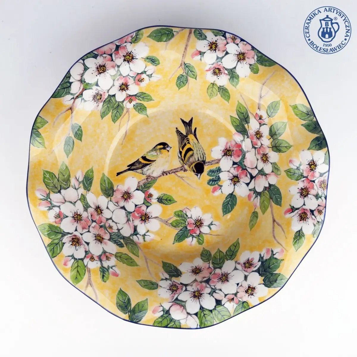 Dekoracje na naczyniach ceramicznych autorki Marii Starzyk