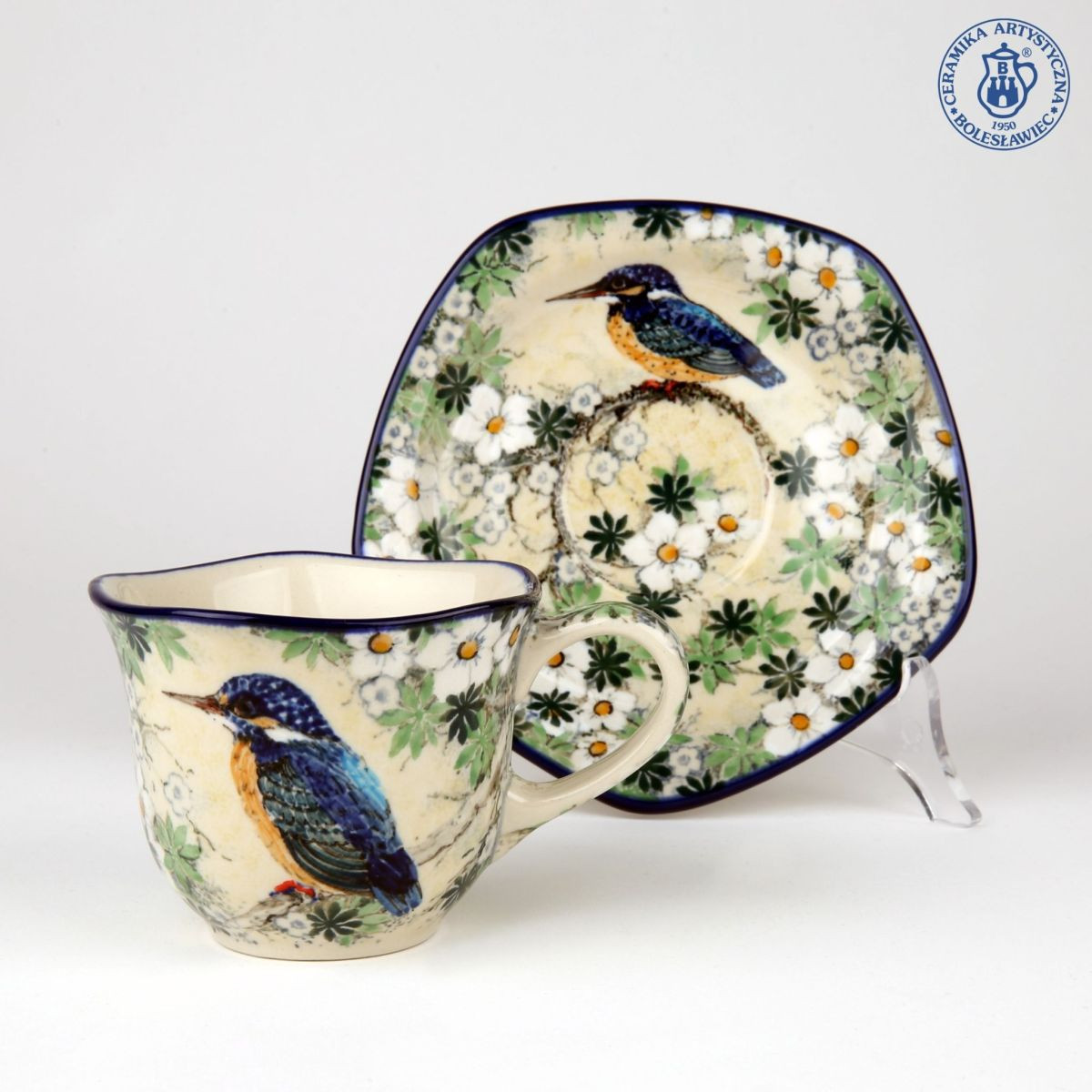 Dekoracje na naczyniach ceramicznych autorki Marii Starzyk