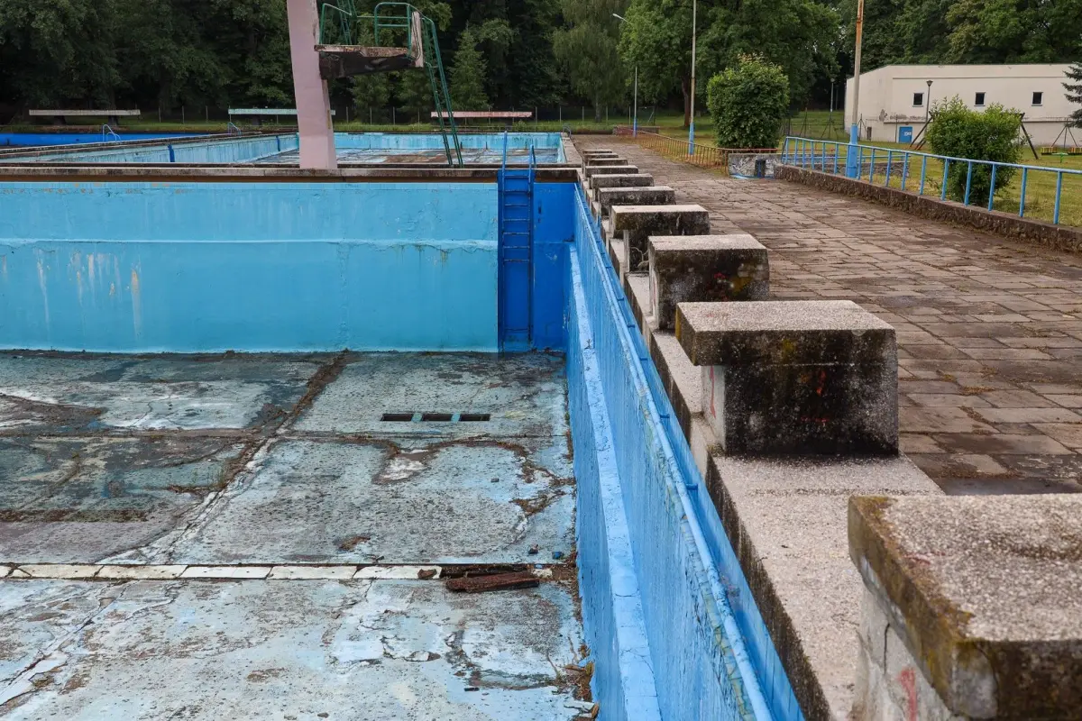 Baseny przy ulicy Spacerowej w Bolesławcu