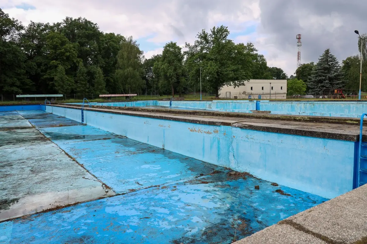 Baseny przy ulicy Spacerowej w Bolesławcu