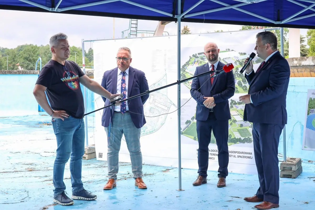 Baseny przy ulicy Spacerowej w Bolesławcu