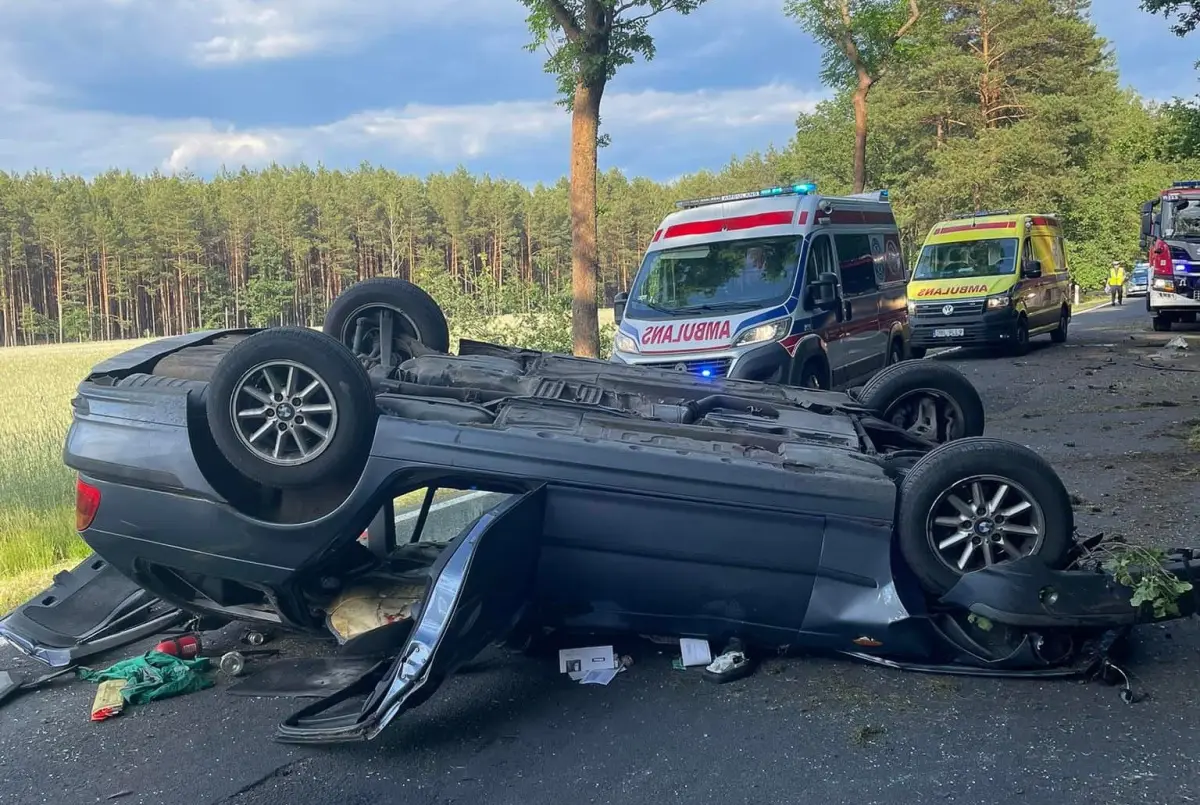 Wypadek BMW między parową a Osiecznicą