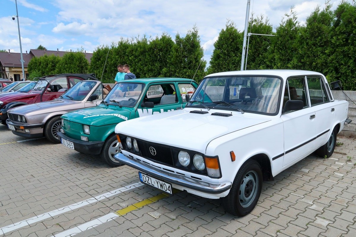 Charytatywny zlot aut organizowany przez BMW Team Bolesławiec