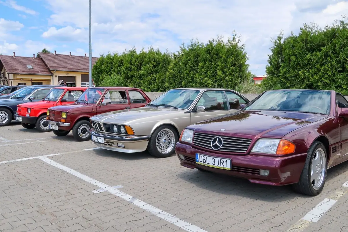 Charytatywny zlot aut organizowany przez BMW Team Bolesławiec