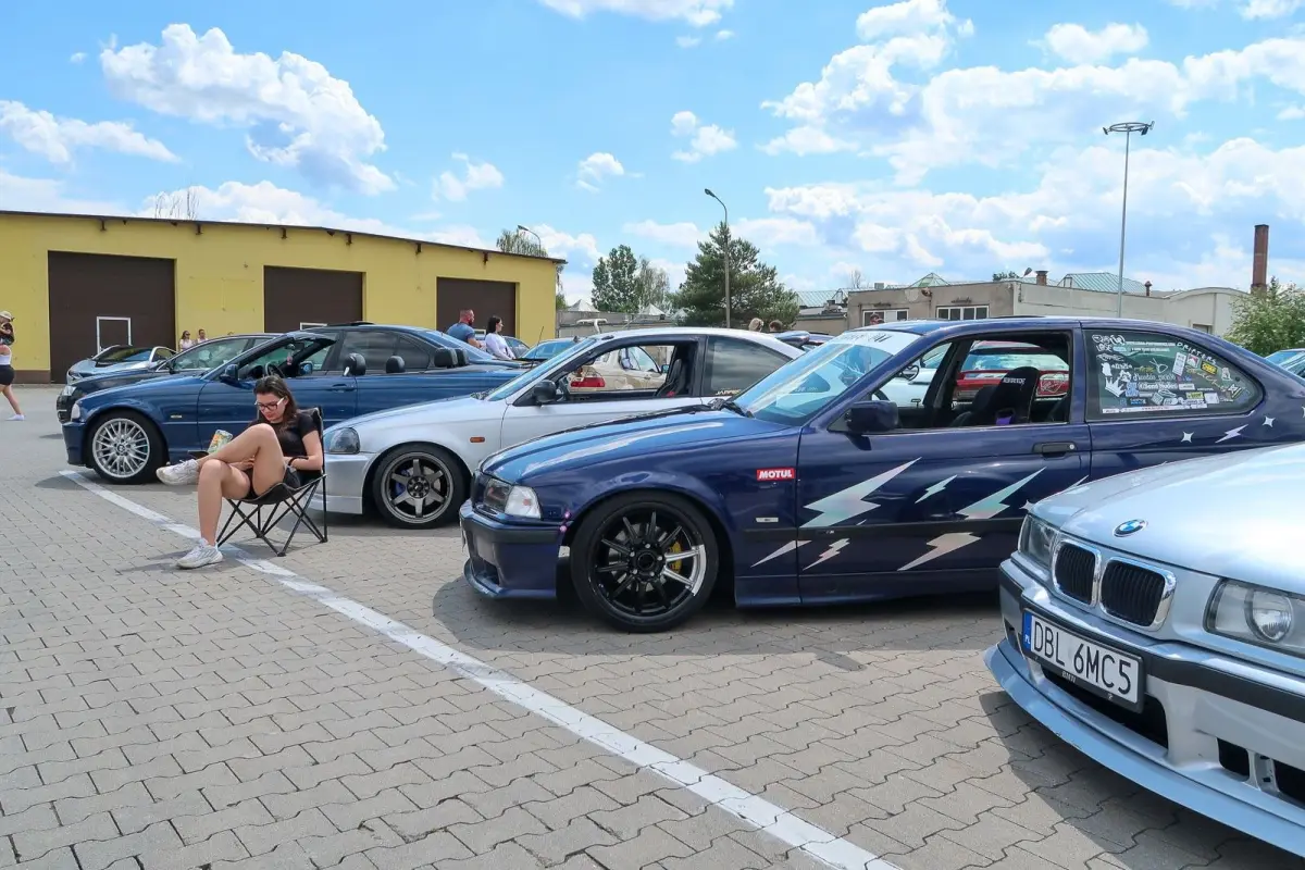 Charytatywny zlot aut organizowany przez BMW Team Bolesławiec