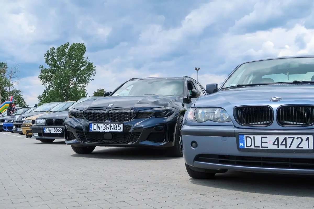 Charytatywny zlot aut organizowany przez BMW Team Bolesławiec