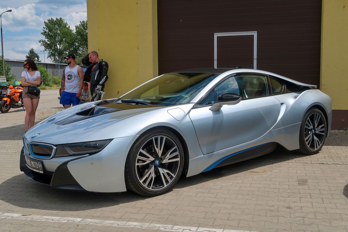 Charytatywny zlot aut organizowany przez BMW Team Bolesławiec