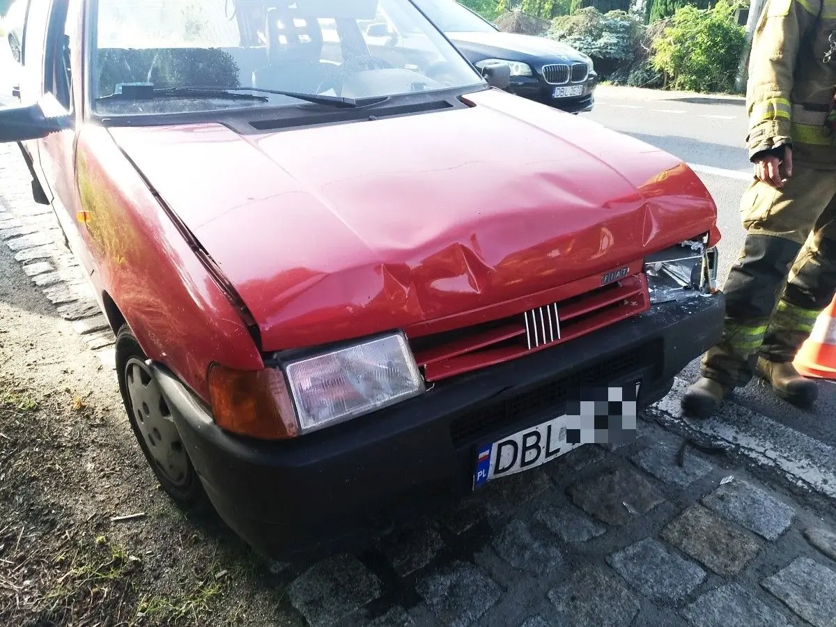 Kolizja trzech aut w Kruszynie