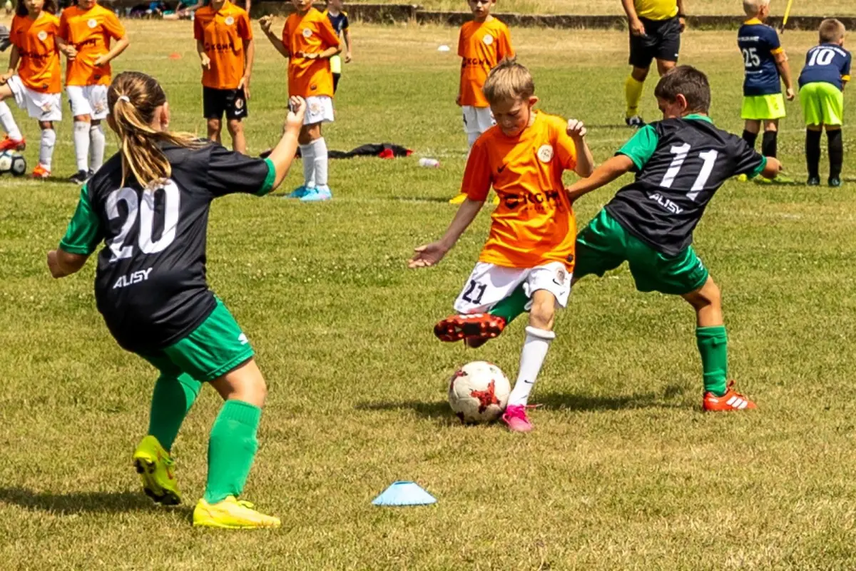 Football Academy zorganizowała piłkarskie święto w Bolesławcu: 210 meczów i 500 zawodników