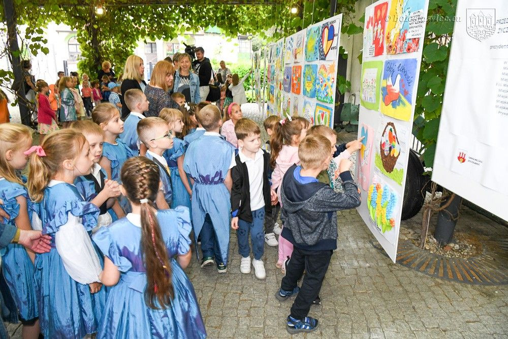 Bolesławieckie przedszkolaki przygotowały wystawę dla dzieci z Ukrainy