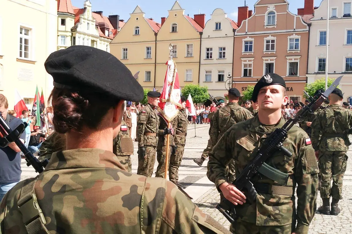 Uroczysta przysięga żołnierzy Dobrowolnej Zasadniczej Służby Wojskowej