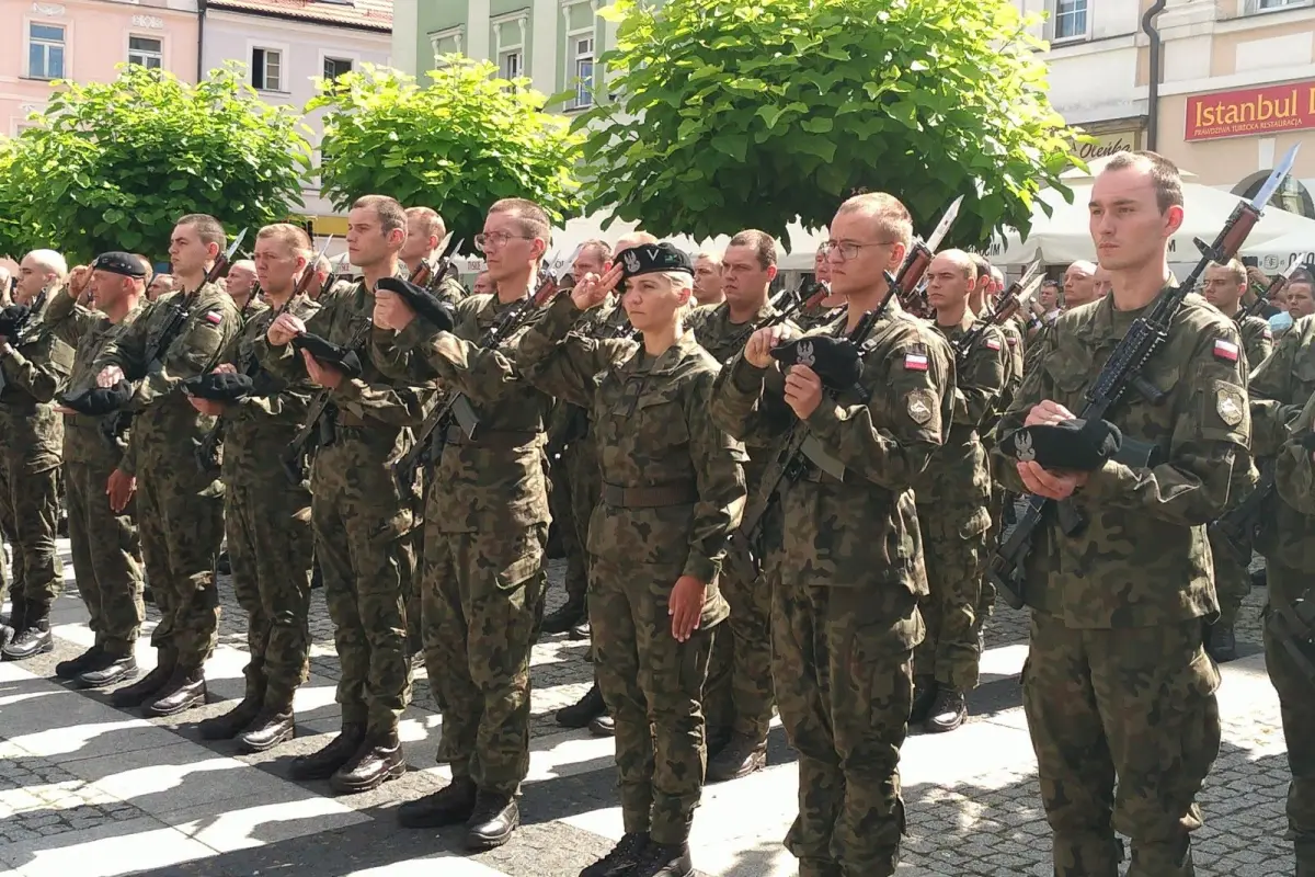Uroczysta przysięga żołnierzy Dobrowolnej Zasadniczej Służby Wojskowej