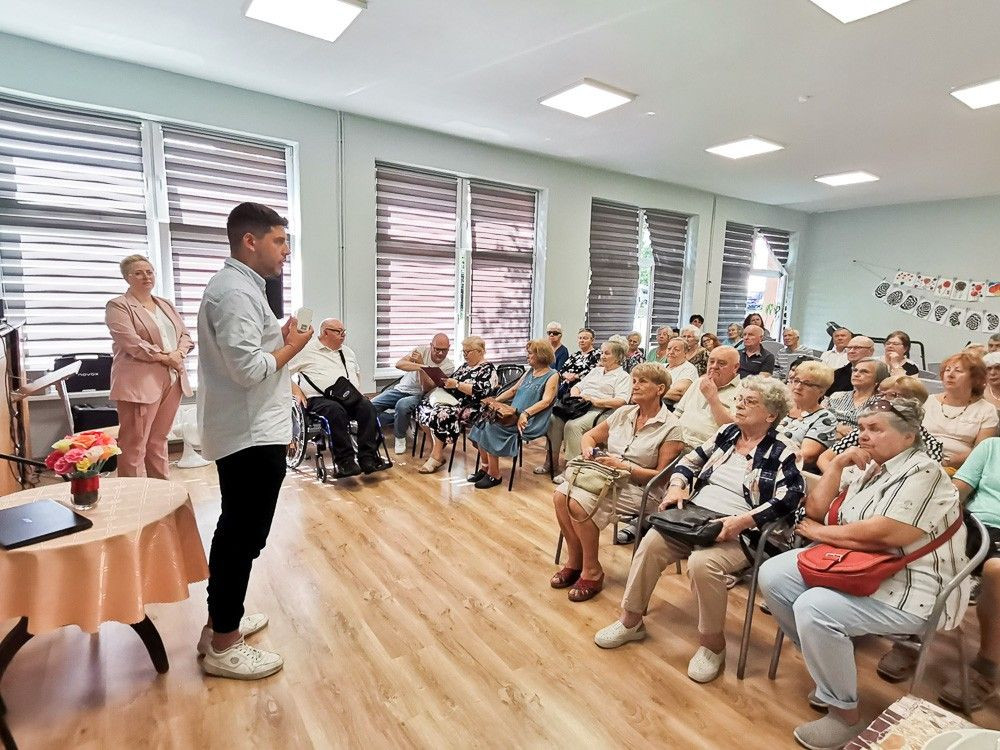130 seniorów z Bolesławca dostało „opaski życia”
