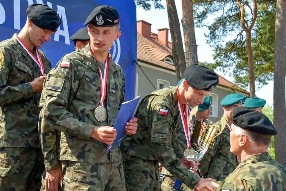 Żołnierze na zawodach