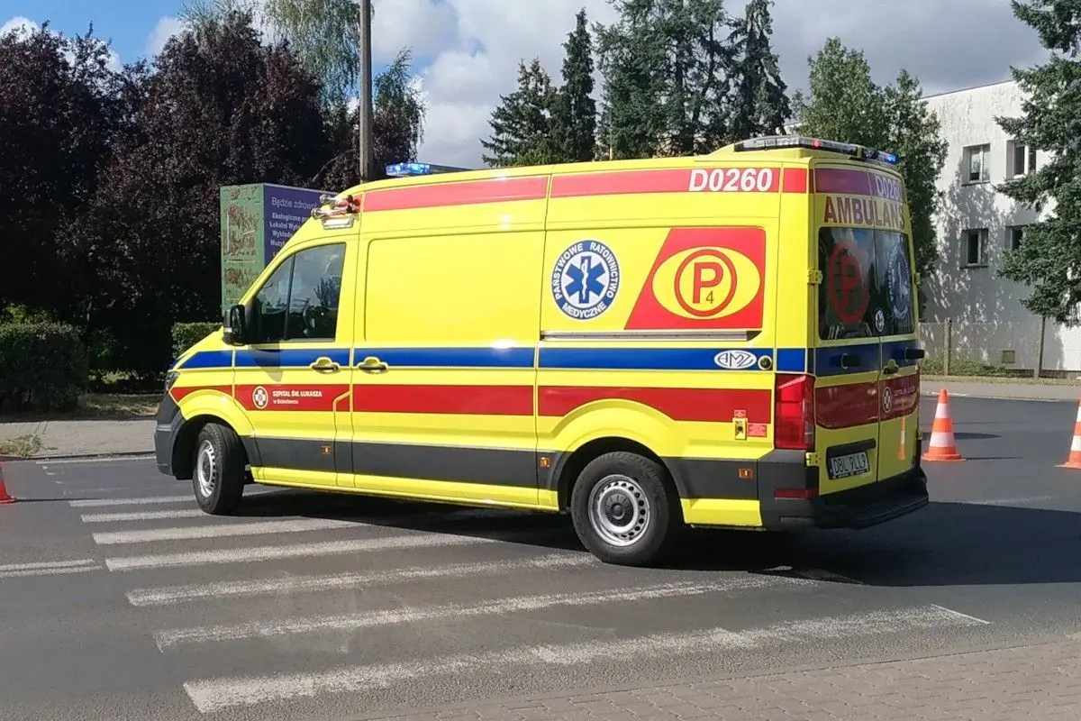 Potrącenie pieszej na pasach przy ulicy Wesołej