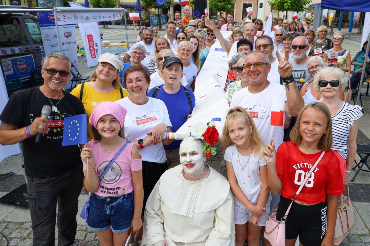 Tour de Konstytucja w Bolesławcu