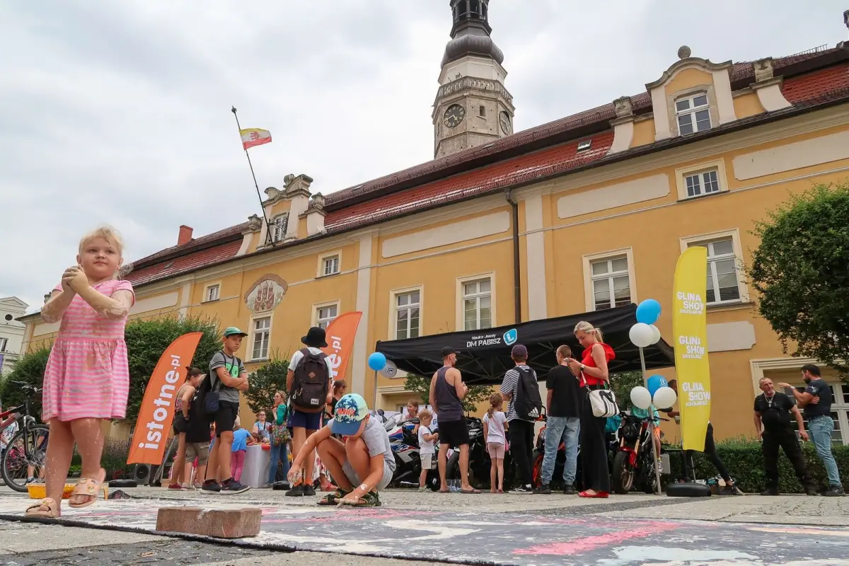 Promocja Glina Show