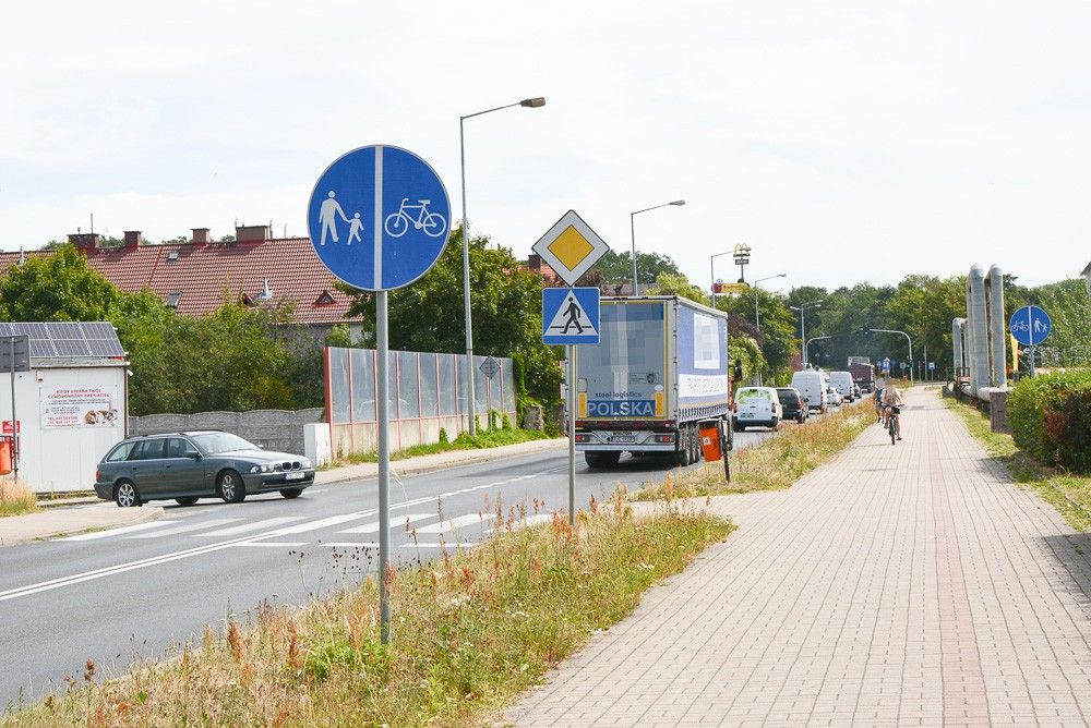 Oznakowanie przy ulicy Wróblewskiego w Bolesławcu
