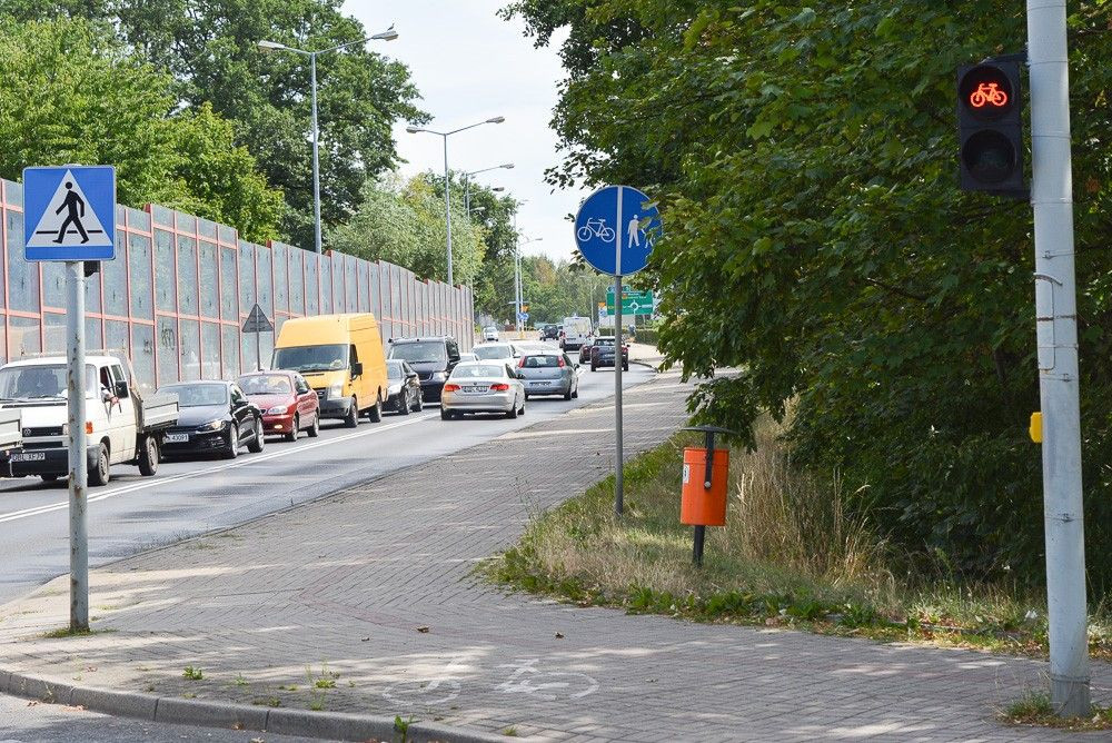 Oznakowanie przy ulicy Wróblewskiego w Bolesławcu