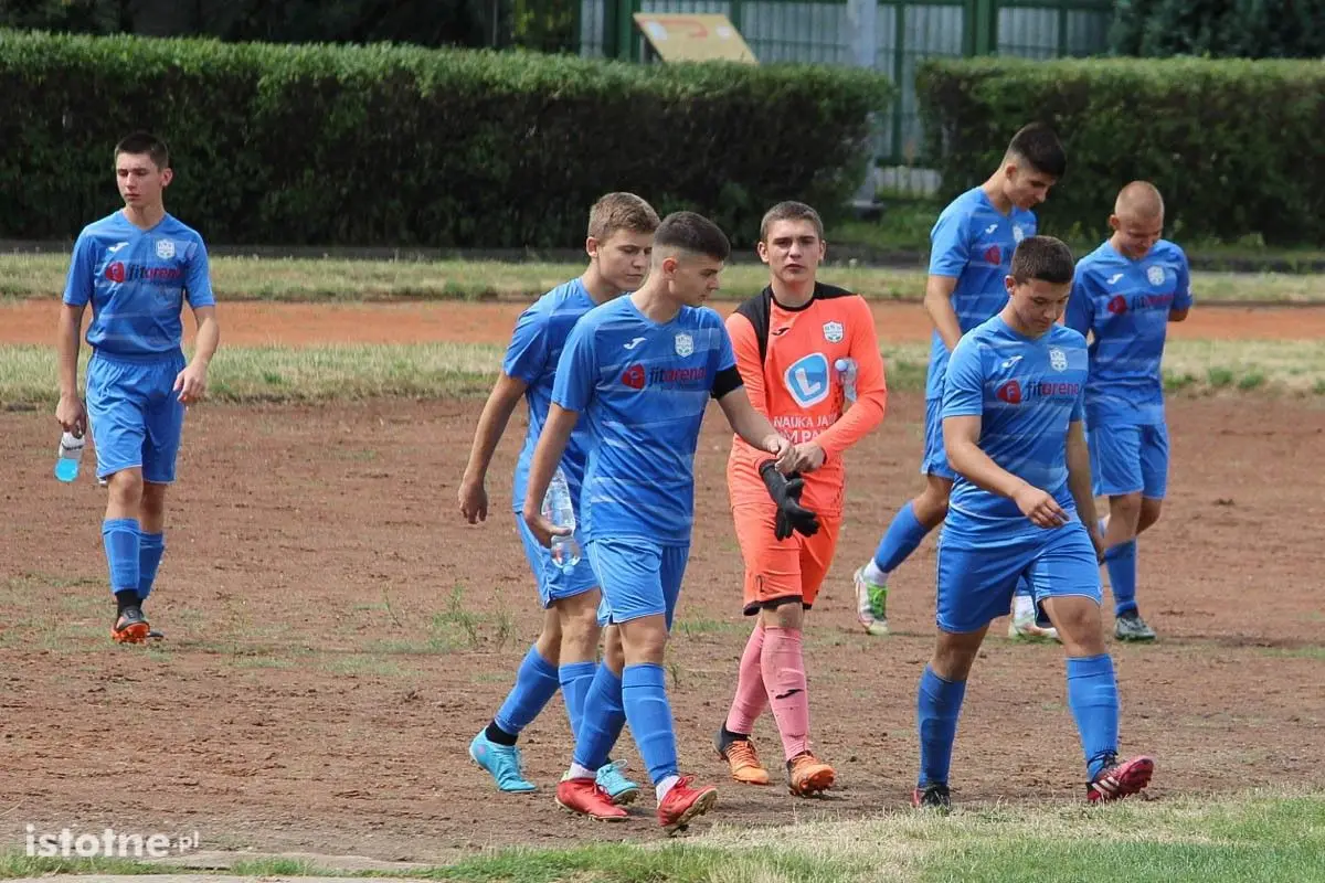 Mecz pucharowy juniorzy starsi BKS - KS Stare Jaroszowice-Żeliszów