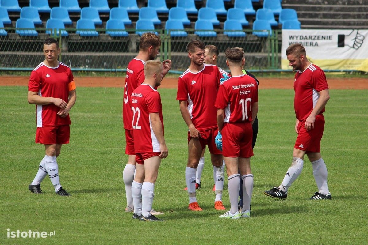 Mecz pucharowy juniorzy starsi BKS - KS Stare Jaroszowice-Żeliszów