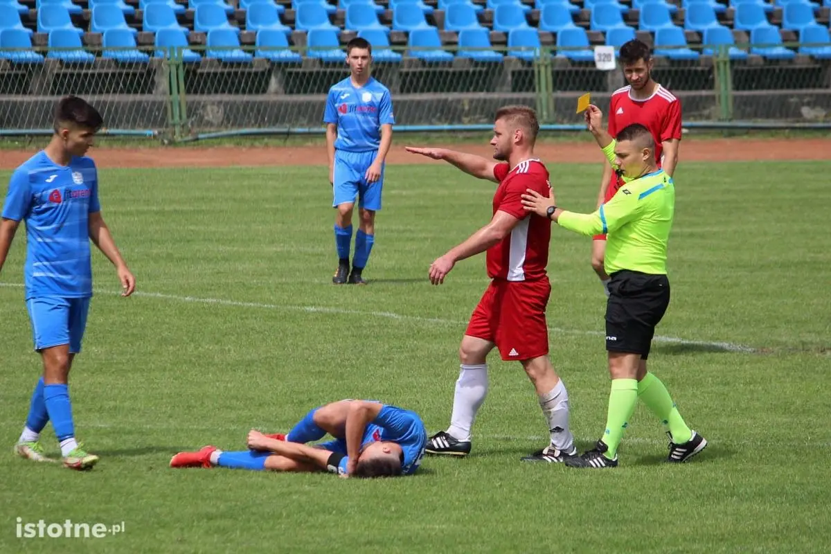 Mecz pucharowy juniorzy starsi BKS - KS Stare Jaroszowice-Żeliszów