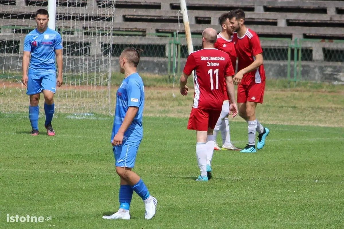 Mecz pucharowy juniorzy starsi BKS - KS Stare Jaroszowice-Żeliszów