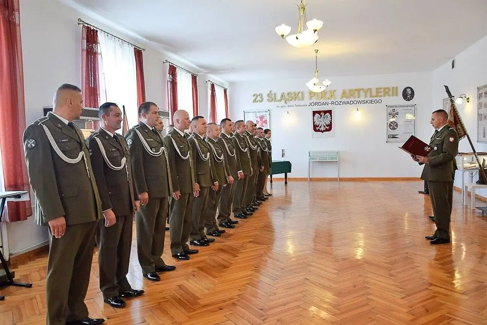 Uroczystość w 23 Śląskim Pułku Artylerii w Bolesławcu