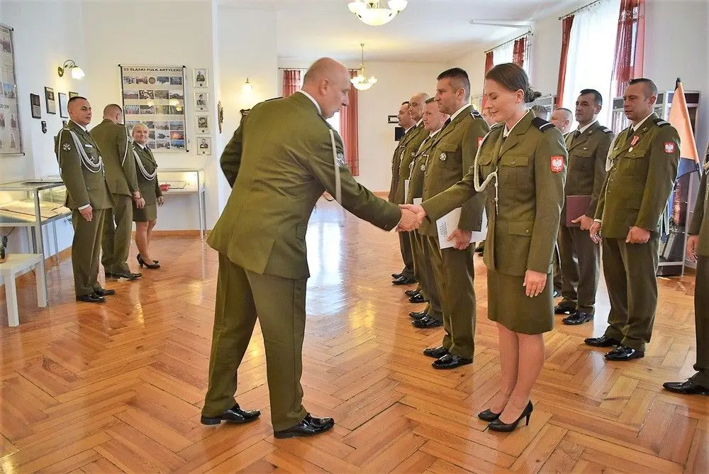 Uroczystość w 23 Śląskim Pułku Artylerii w Bolesławcu