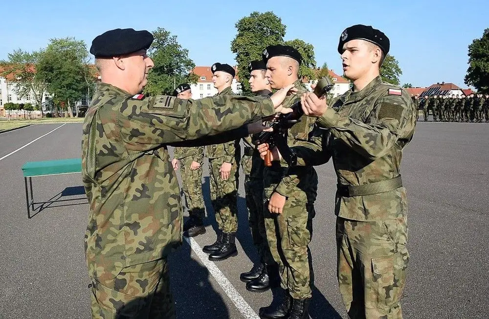 Apel w 23 Śląskim Pułku Artylerii