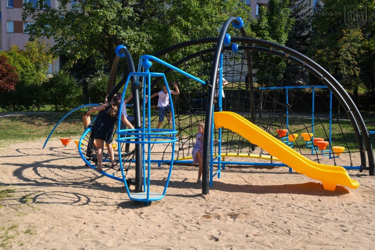 Plac zabaw przy Łukasiewicza