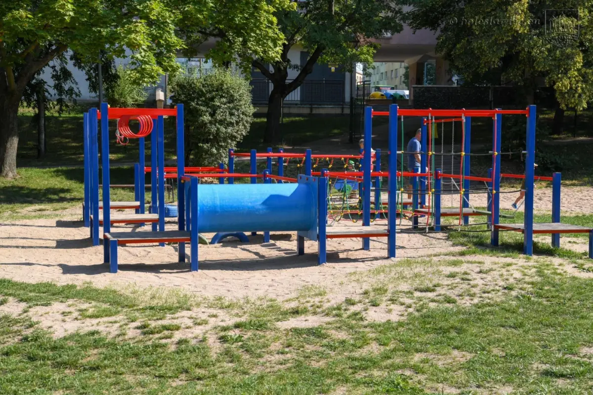 Plac zabaw przy Łukasiewicza