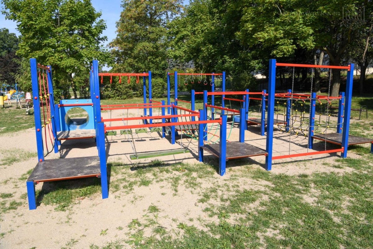 Plac zabaw przy Łukasiewicza