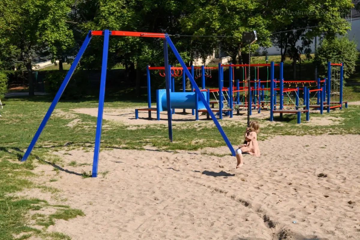 Plac zabaw przy Łukasiewicza