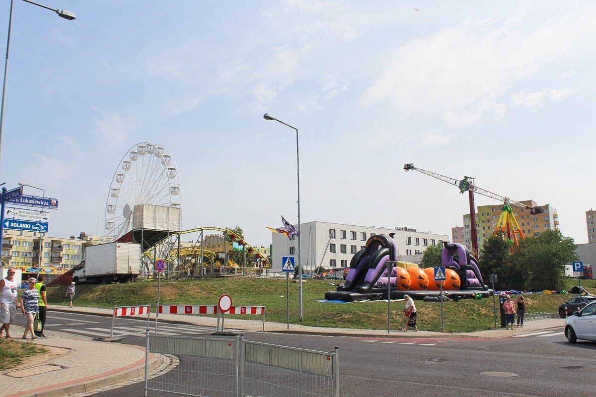 Święto ceramiki: kilka ujęć centrum Bolesławca w piątkowe południe