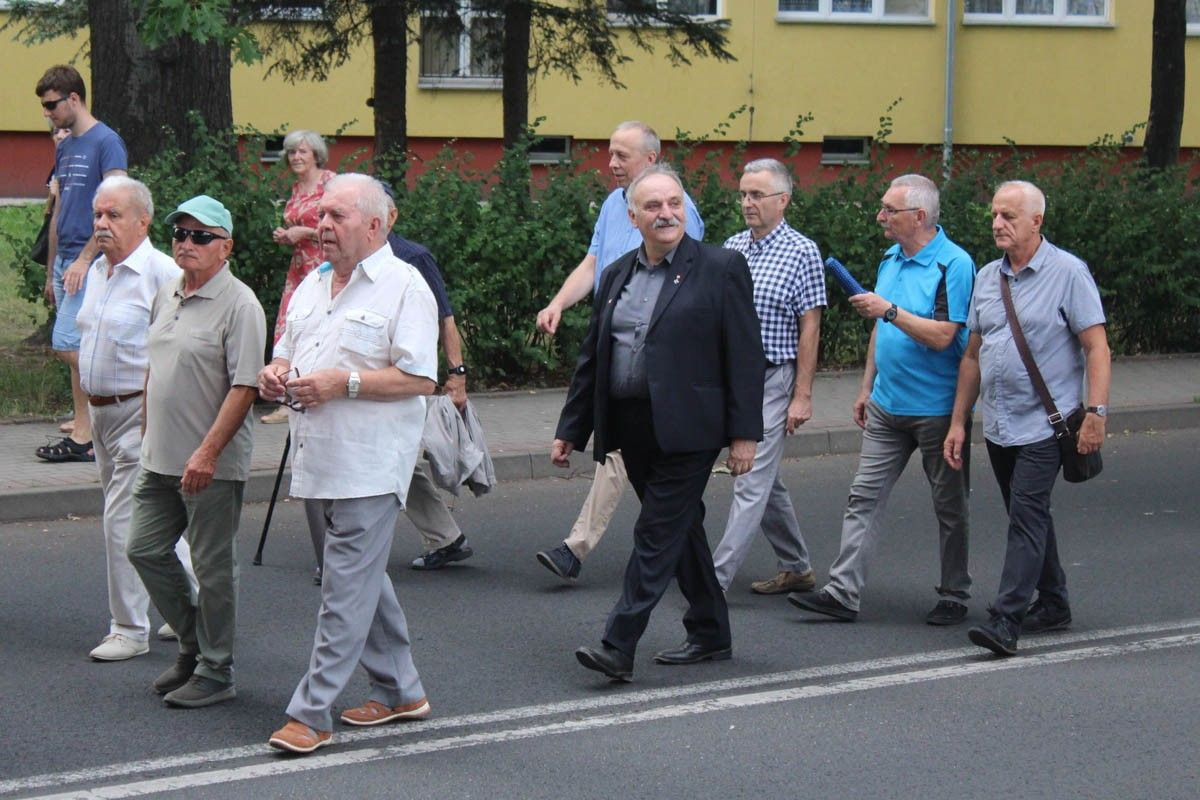 Zobacz paradę ceramiczną, która przeszła ulicami Bolesławca