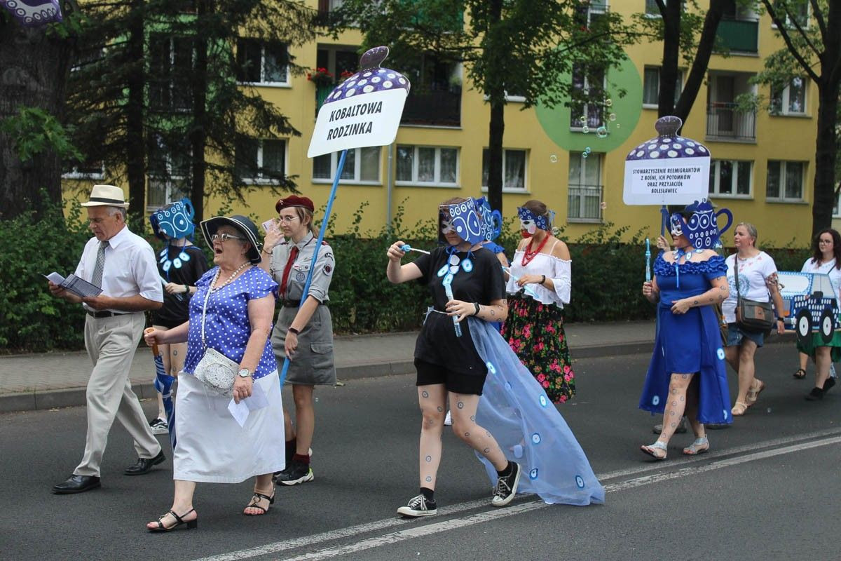 Zobacz paradę ceramiczną, która przeszła ulicami Bolesławca