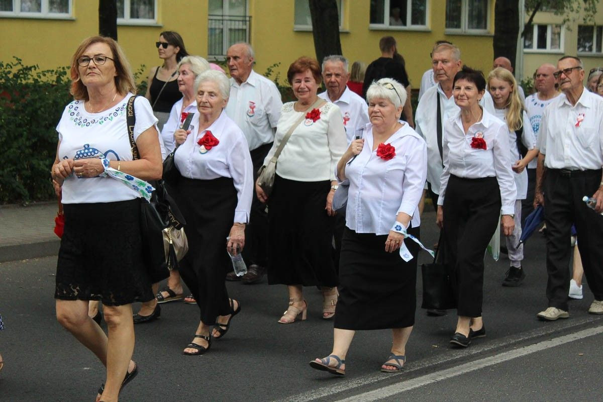 Zobacz paradę ceramiczną, która przeszła ulicami Bolesławca