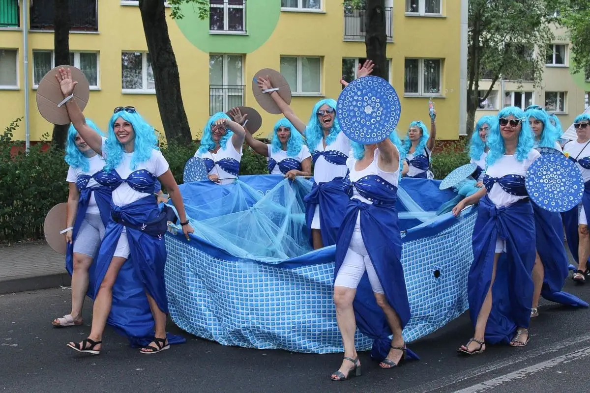 Zobacz paradę ceramiczną, która przeszła ulicami Bolesławca