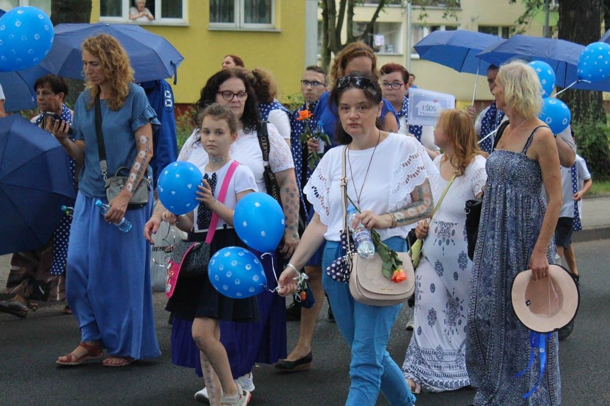 Zobacz paradę ceramiczną, która przeszła ulicami Bolesławca