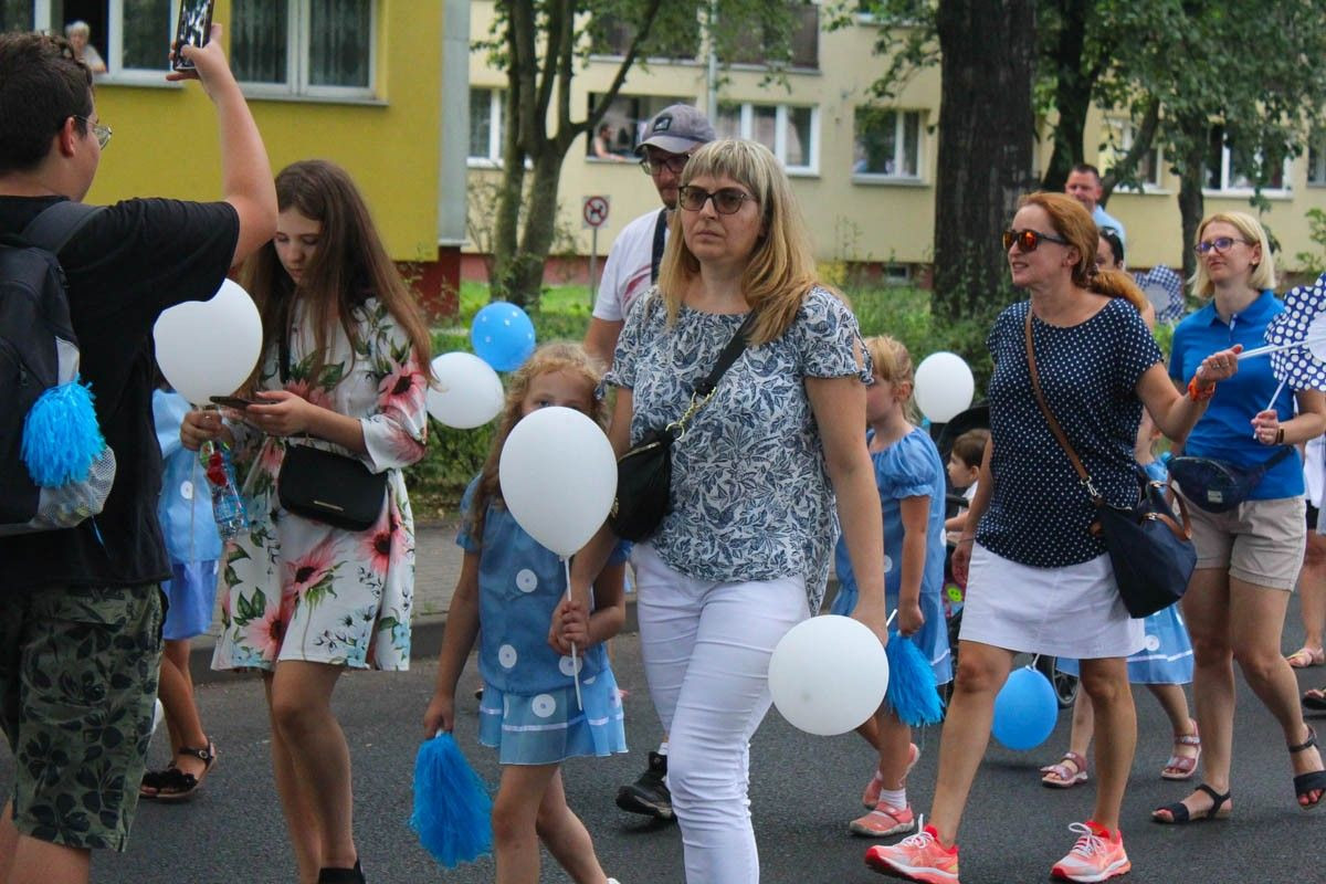 Zobacz paradę ceramiczną, która przeszła ulicami Bolesławca