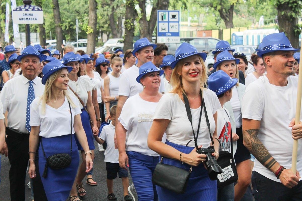 Zobacz paradę ceramiczną, która przeszła ulicami Bolesławca