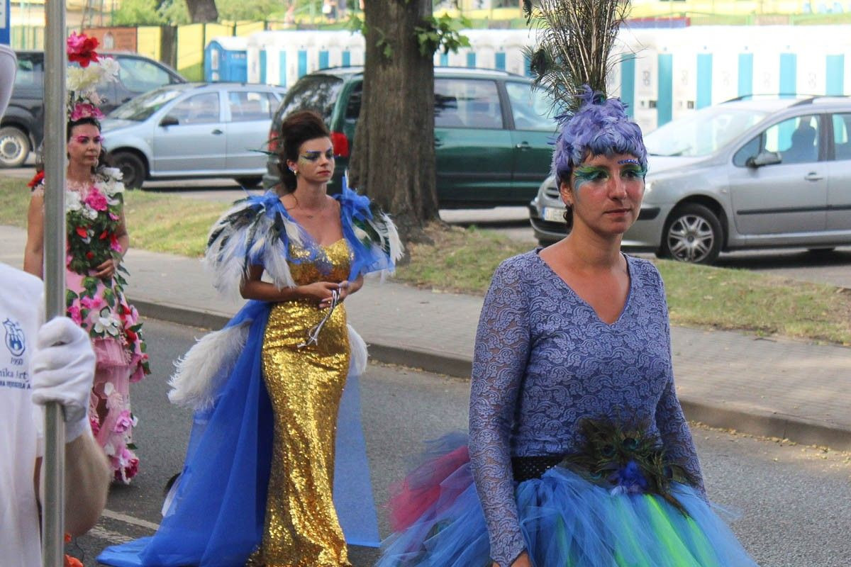 Zobacz paradę ceramiczną, która przeszła ulicami Bolesławca