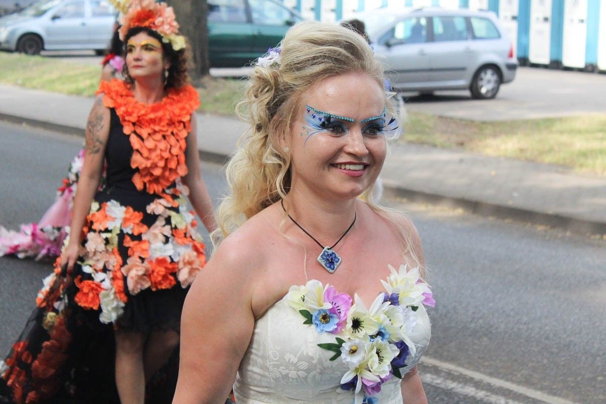 Zobacz paradę ceramiczną, która przeszła ulicami Bolesławca