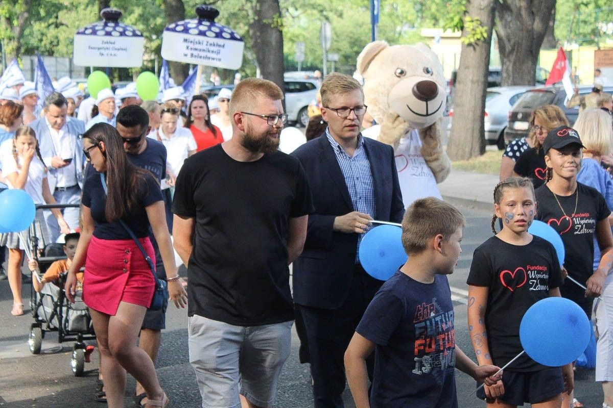 Zobacz paradę ceramiczną, która przeszła ulicami Bolesławca