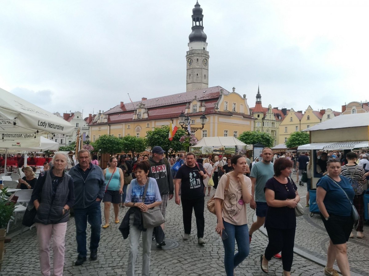Święto ceramiki: kilka ujęć centrum Bolesławca z soboty