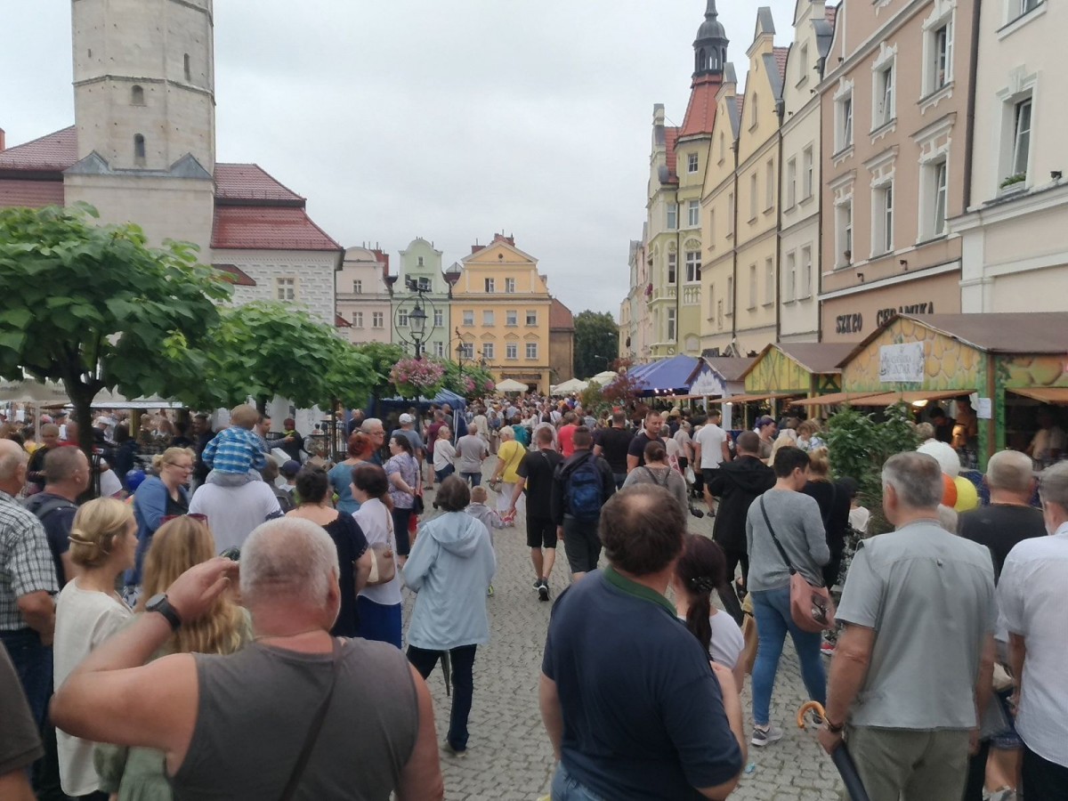 Święto ceramiki: kilka ujęć centrum Bolesławca z soboty