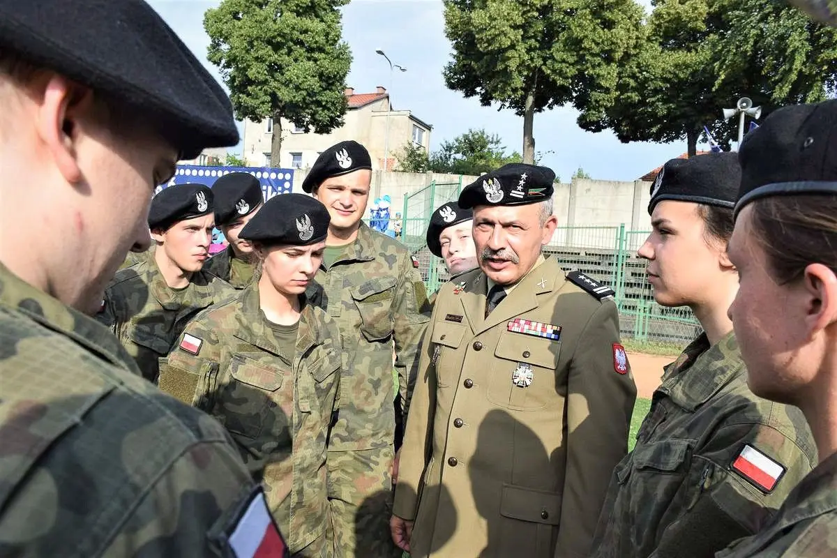 Elewi, którzy szkolą się w Bolesławcu, w czasie wolnym